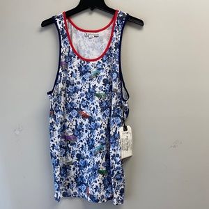 Under two flags tank top large new